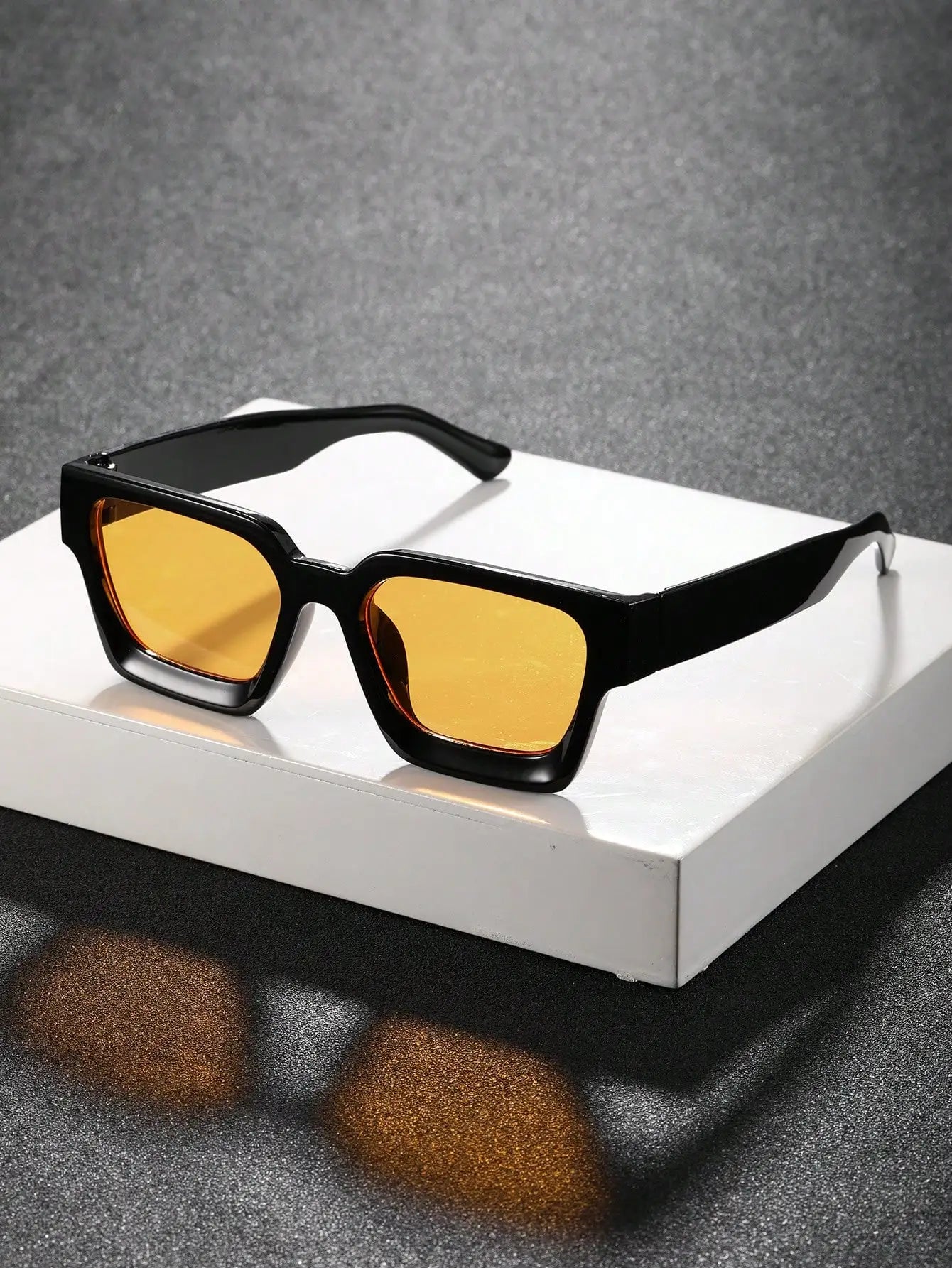 Lunette de soleil de luxe homme